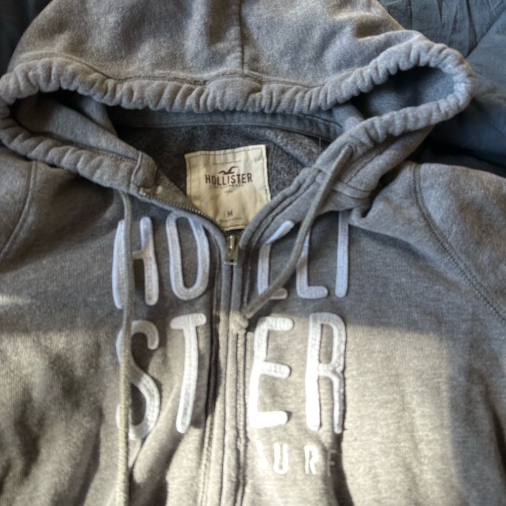 Hollister Heather Gray Hoodie - Picture 2 of 3
